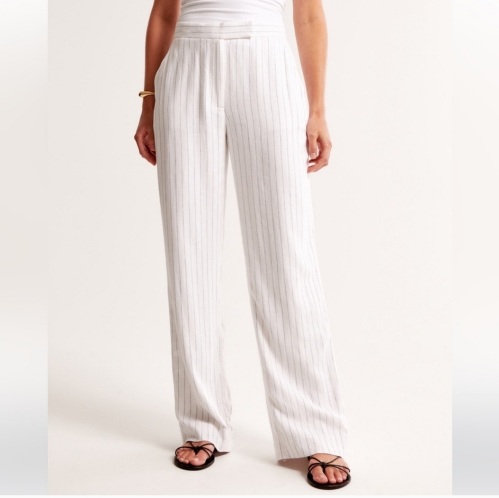 Abercrombie & Fitch White Striped Pants